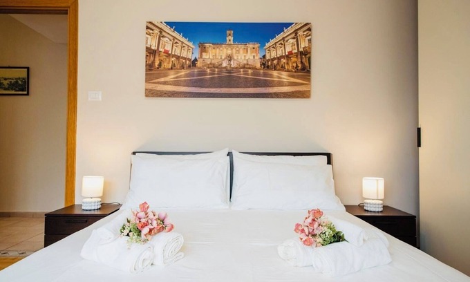 Quartiere XX Ardeatino Apartment | DomuSky-Attico Eur Montagnola