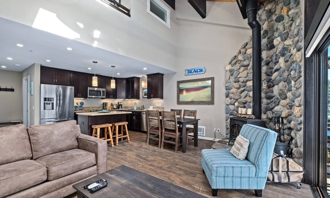 Truckee Condo | Donner Lakefront Condo | Unobstructed Lake Views | HOA Beach | Boat Slip | BBQ Area