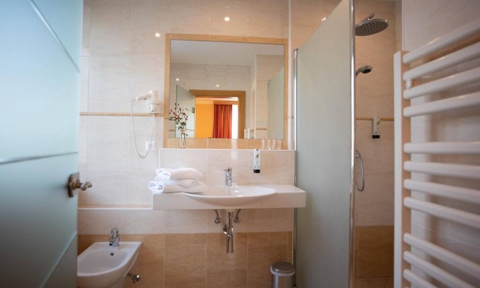 Althofen Bed & Breakfast | Doppelzimmer, Dusche, WC, Nichtraucher - Bed and Breakfast Mittelkärnten