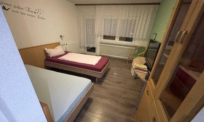 Ottenhausen Apartment | Doppelzimmer mit Balkon - Gästehaus Rössle 2