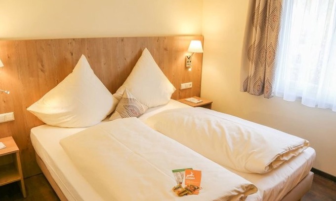 Heidenheim an der Brenz Apartment | Doppelzimmer Standard mit Dusche/wc