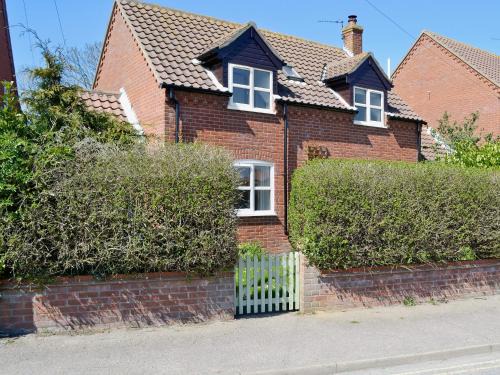 Sea Palling House | Dormouse Cottage