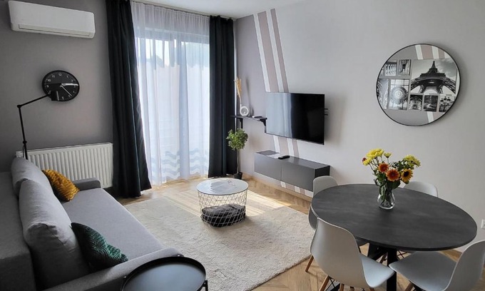 Tata Apartment | Dotis Apartman Tata