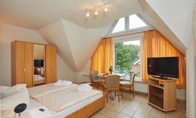 Muehbrook Apartment | Double room for 2 guests with 20m² in Mühbrook (119625)