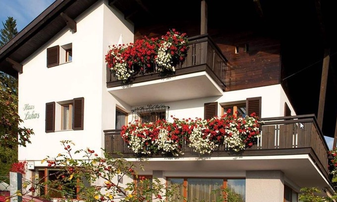 Mosern Cottage | Double room No. 2 - House Lukas