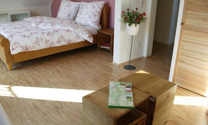 Manderscheid Cottage | Double room No. 78 Shower/WC - Pension Haus Sonneck