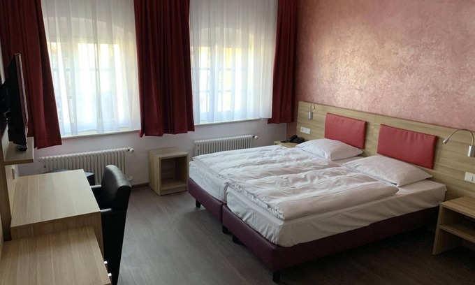 Wittlich House | Double Room Shower/WC - Hotel Well