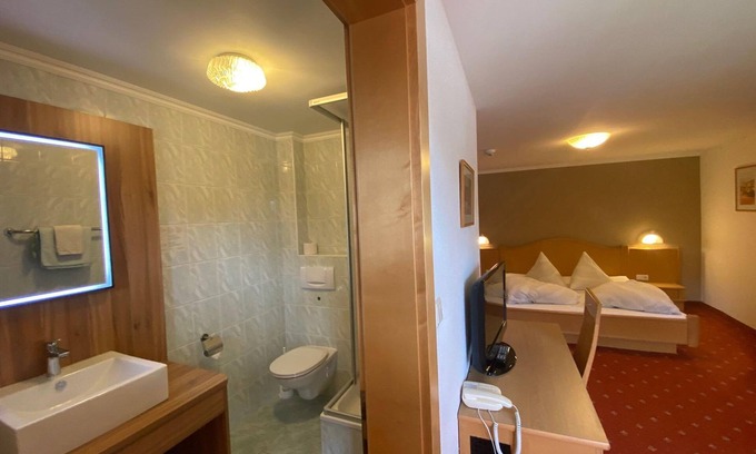 Breitenbach am Inn Cottage | Double room Standard 11 - Pension Edelweiss