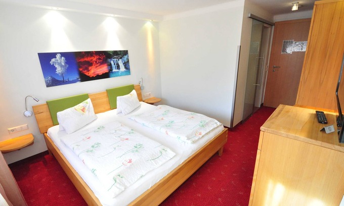 Kotschach-Mauthen House | Double room type A, approx. 20 m2 - Gailtaler Hof