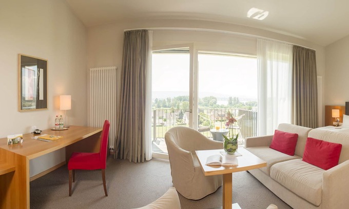 Allensbach Apartment | Double room with shower/WC category A