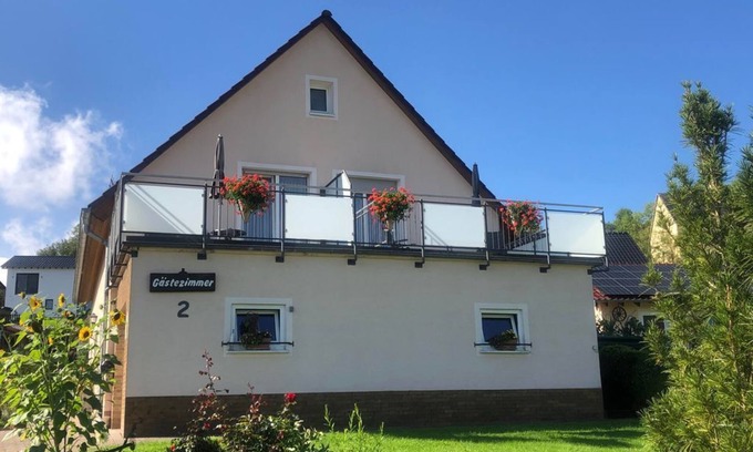 Neunkirchen Bed & Breakfast | Double room with shower/WC - Pension Jehnen am Eifelsteig