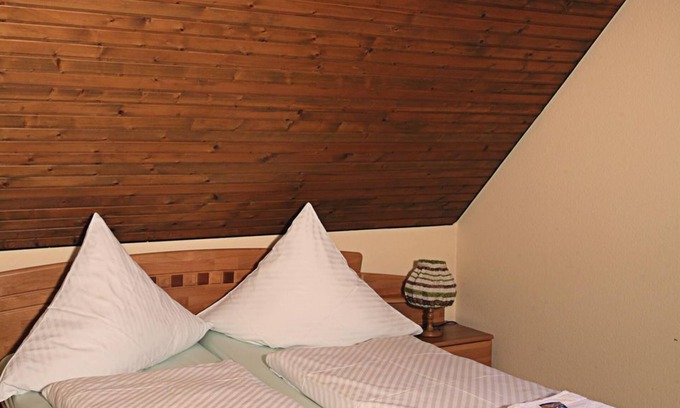 Allenbach House | Double Shower/WC, Standard - Hotel-Café-Restaurant Steuer