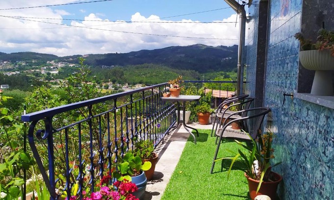 Sobradelo da Goma House | Double suite in Portuguese Village