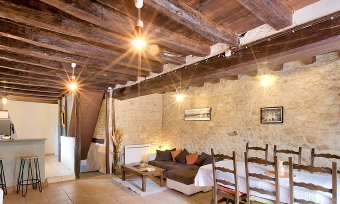 Souvigny House | Douce Folie Lodge in Souvigny