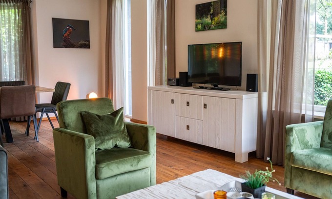 Bosgebied Hoenderloo House | Douglas by Interhome