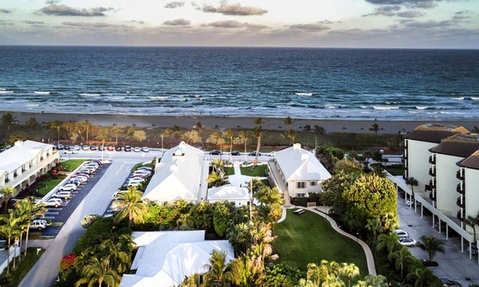 Jog Road Condo | Dover House on the Atlantic Ocean Sun washed beaches are right at your doorstep.