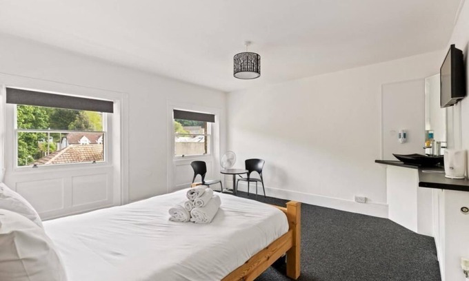 Dover House | Dover Town Double Rooms