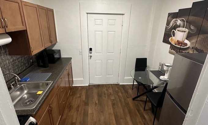 Central Business District Apartment | Downtown 1BR Oasis