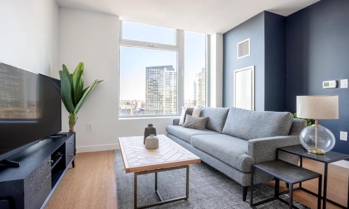 Chinatown Apartment | Downtown 1BR w Gym Doorman WD nr Chinatown BOS-224