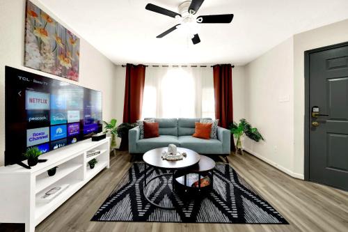 Greater Third Ward House | Downtown 3BR Near NRG Stadium