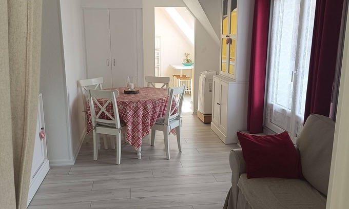 Quartier Saint-Leon Apartment | Downtown apartment + parking