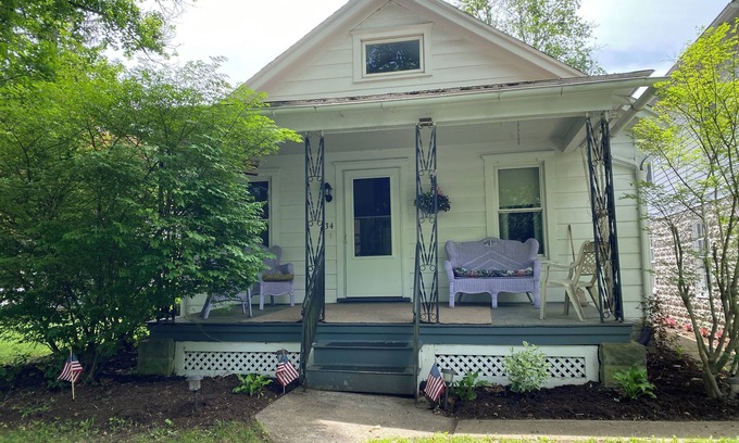 Boalsburg House | Downtown Boalsburg - close to State College and Rothrock
