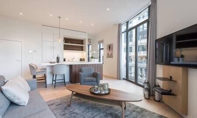 Quartier Royal - Koninklijke Wijk Apartment | Downtown Brussels Splendor Suite