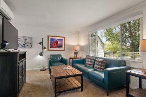 Moab House | Downtown Cozy Home Base - Purple Sage 8
