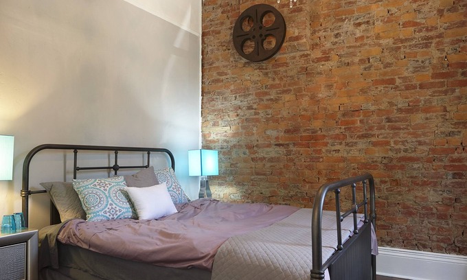 Central Hamilton House | Downtown Hamilton 2 Bedroom Private Home With Fenced Deck- Chic And Comfortable