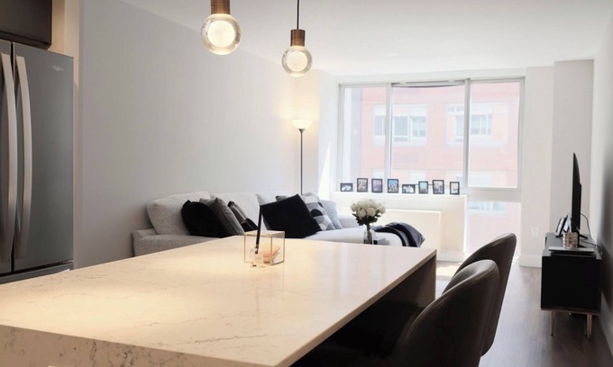 Bowery Apartment | Downtown Luxurious 1-Bedroom Apartment - Incredible Location