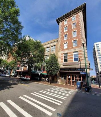 Downtown Apartment | Downtown Norfolk Loft