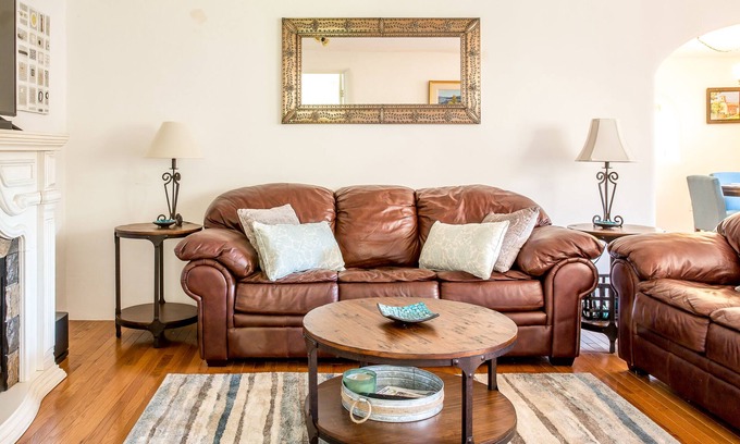 Downtown Santa Fe House | Downtown Santa Fe, Walk to Plaza, 2B/2B + Full Kitchen, AIr Conditioned