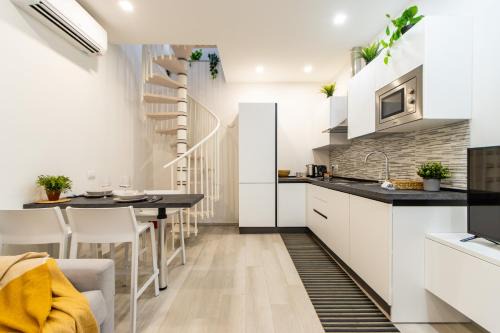 Cinisello Balsamo Apartment | Downtown Serenity - Monza Speed Track