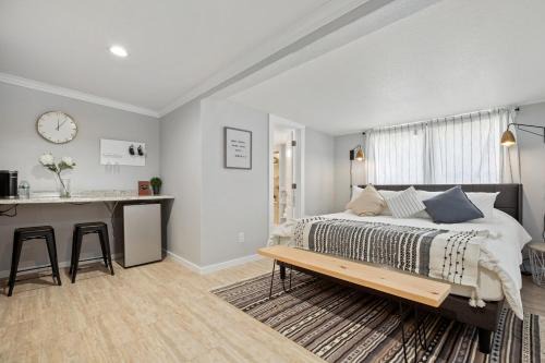 Wimberley Hotel | Downtown Studio 1 at Beer Ranch Project Inn