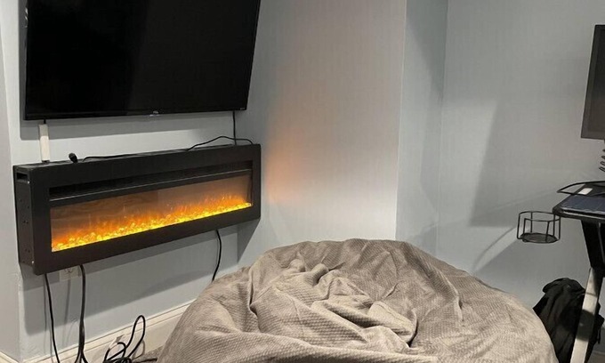 Downtown Baltimore House | Downtown Suite - Close to Topgolf, Horseshoe Casino, UM Baltimore