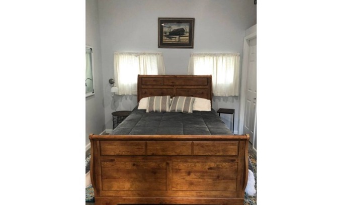 Livingston Apartment | Downtown Yellowstone Bungalow