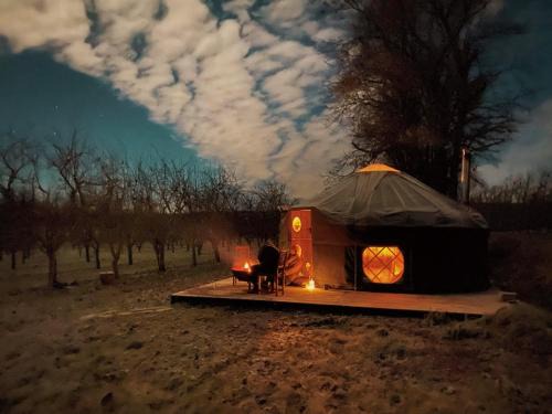 Ledbury House | Dragon Orchard Retreat