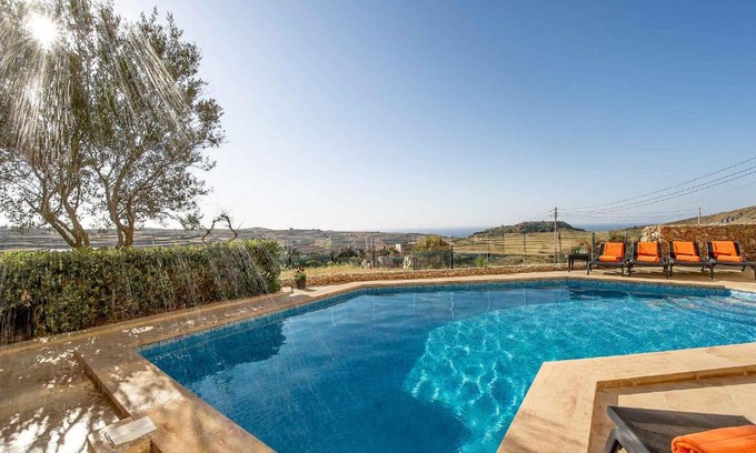 Ta' Għammar House | Dream by Hamlet Holiday Home