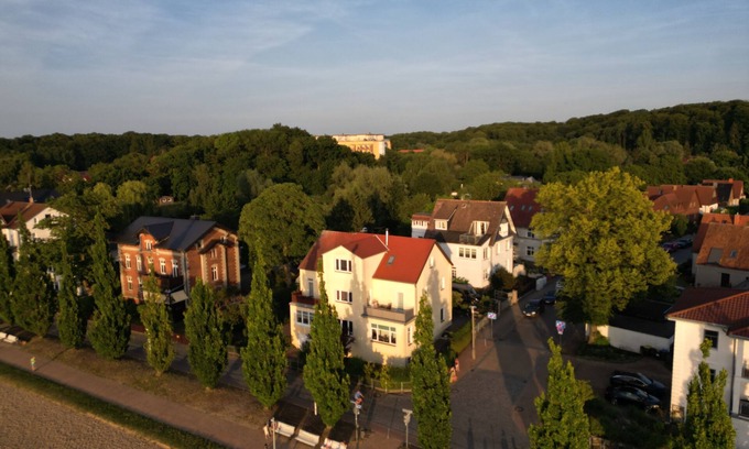 Zippendorf Apartment | Dream location on Lake Schwerin - apartment right on the beach - 20 steps to the sandy beach