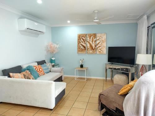 North Ward Apartment | Dream stay on the Strand, one bedroom apartment on the third floor
