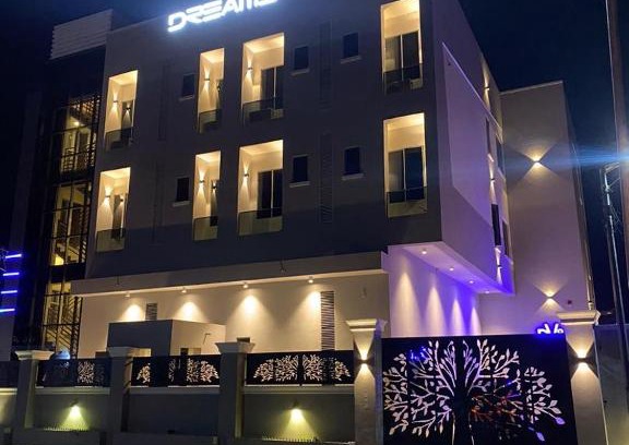 Surulere Hotel | Dreams by DV8 Hotel