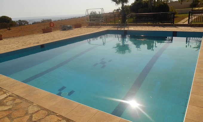 Fragkokastello Apartment | Dreams Days Holiday House with a panoramic view next to the sea, pool & gardens