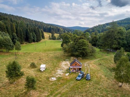 Stronie Slaskie Apartment | Drewniany domek pod masywem Śnieżnika dojazd otwarty