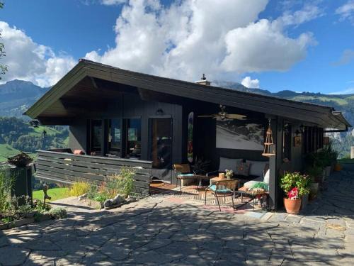 Horboden House | Drop In mountain chalet