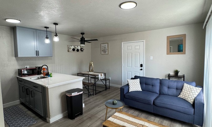 Park Central Apartment | DT Dallas LUXE Abode 1BD