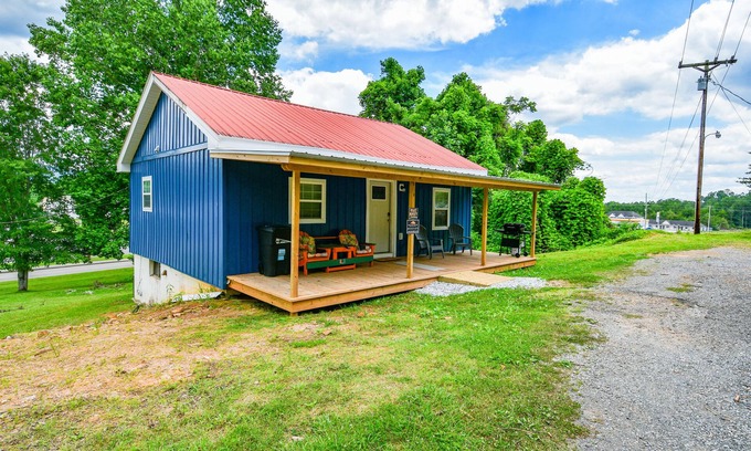 Ducktown House | Ducktown Cottage-Ducktown TN- 2br/2ba -Close to Ocoee River Rafting