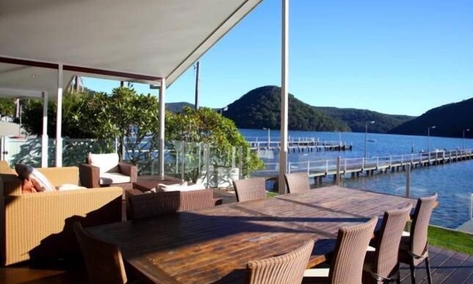Woy Woy Bay House | Ducky House Waterfront with Private Jetty