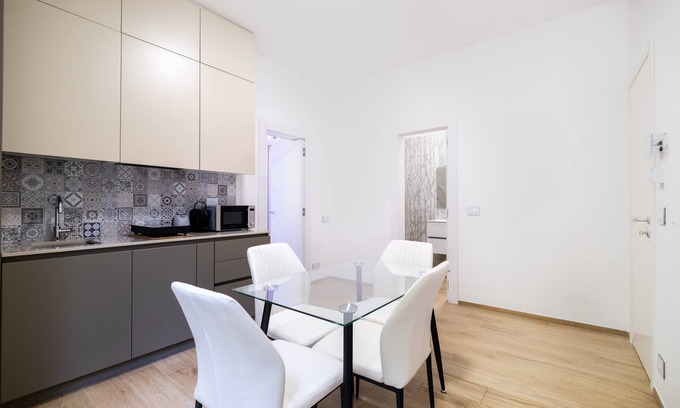 Bolognina Apartment | Due Agosto Apartment, comfy, modern and central