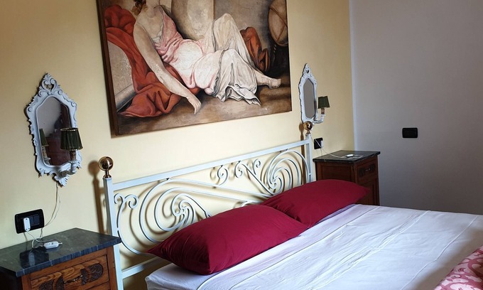 Fornole House | DUETERRE Room & Host - Fornole (TR) Italy - Leonella