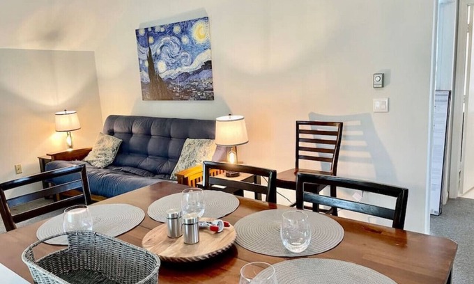 Lime Rock Apartment | Dugway Hideaway Walking Distance to Lime Rock Park